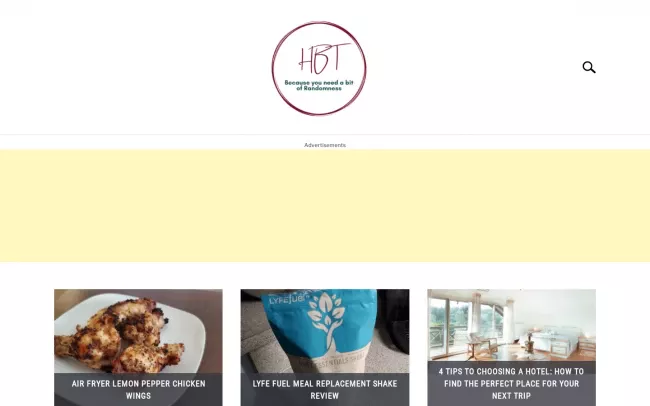 Screenshot of the Hollybee Tells Blog
